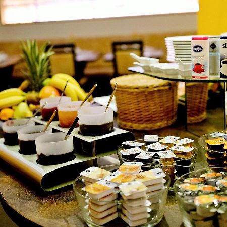 Cabo Nonsmoking-Hotel Hamburg Eksteriør bilde