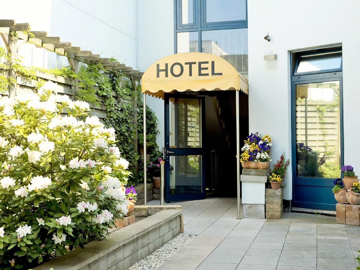 Cabo Nonsmoking-Hotel Hamburg Eksteriør bilde